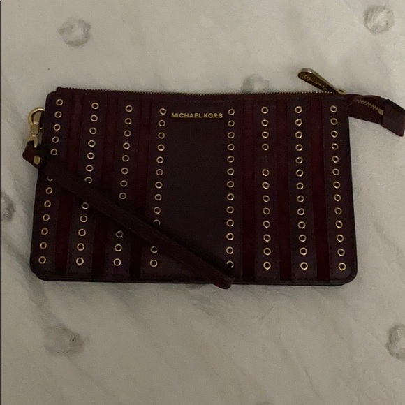 Michael Kors Handbags - DEEP PURPLE MICHAEL KORS WRISTLET/ WALLET